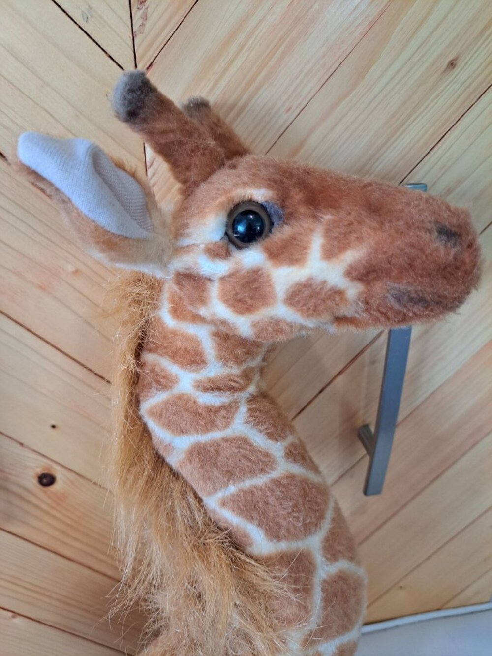 Tiger Tale Toys Plush Jelanie Giraffe Stuffed Animal Brown & White 18" Sitting - Picture 4 of 9